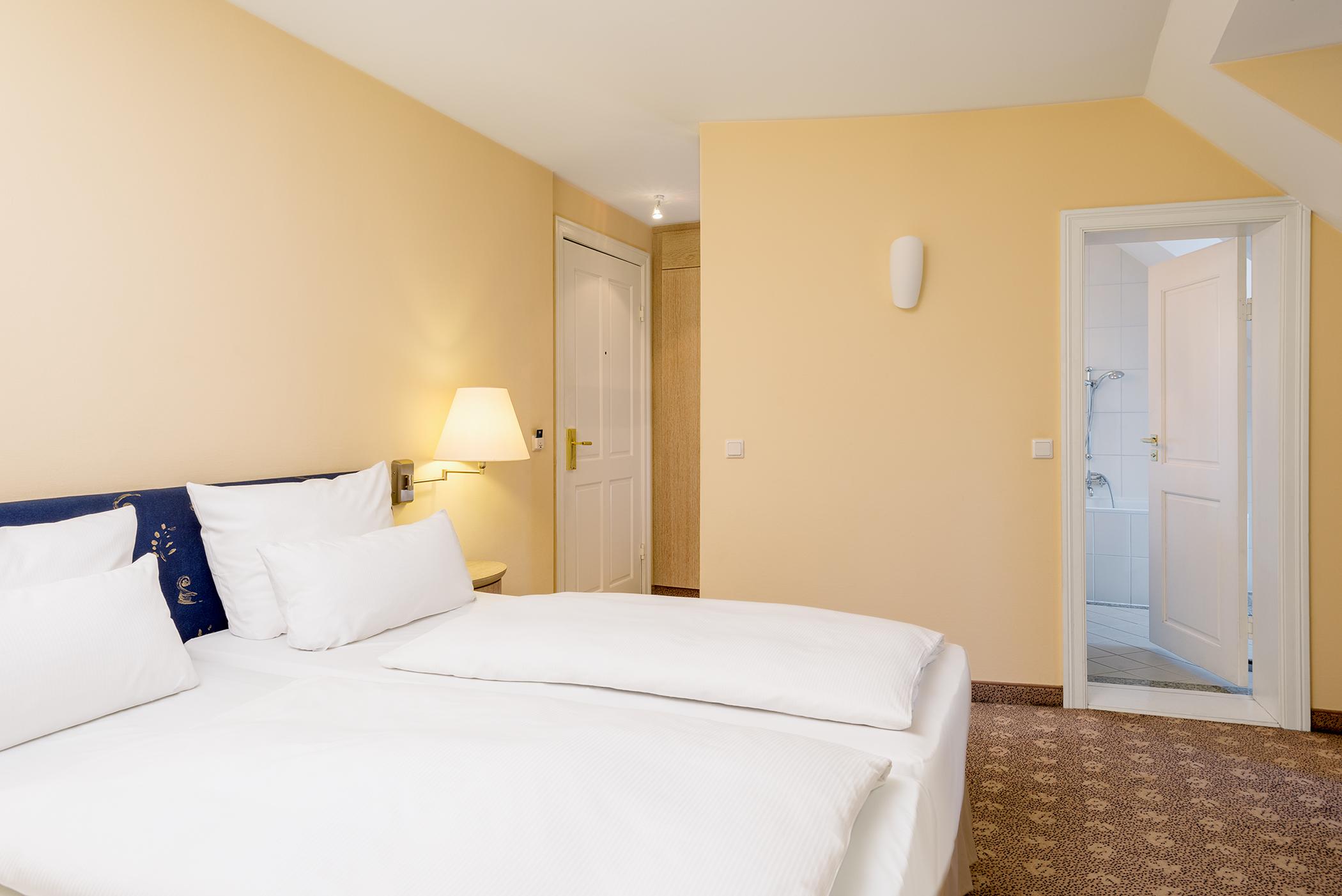 Nh Potsdam Hotel Exterior photo
