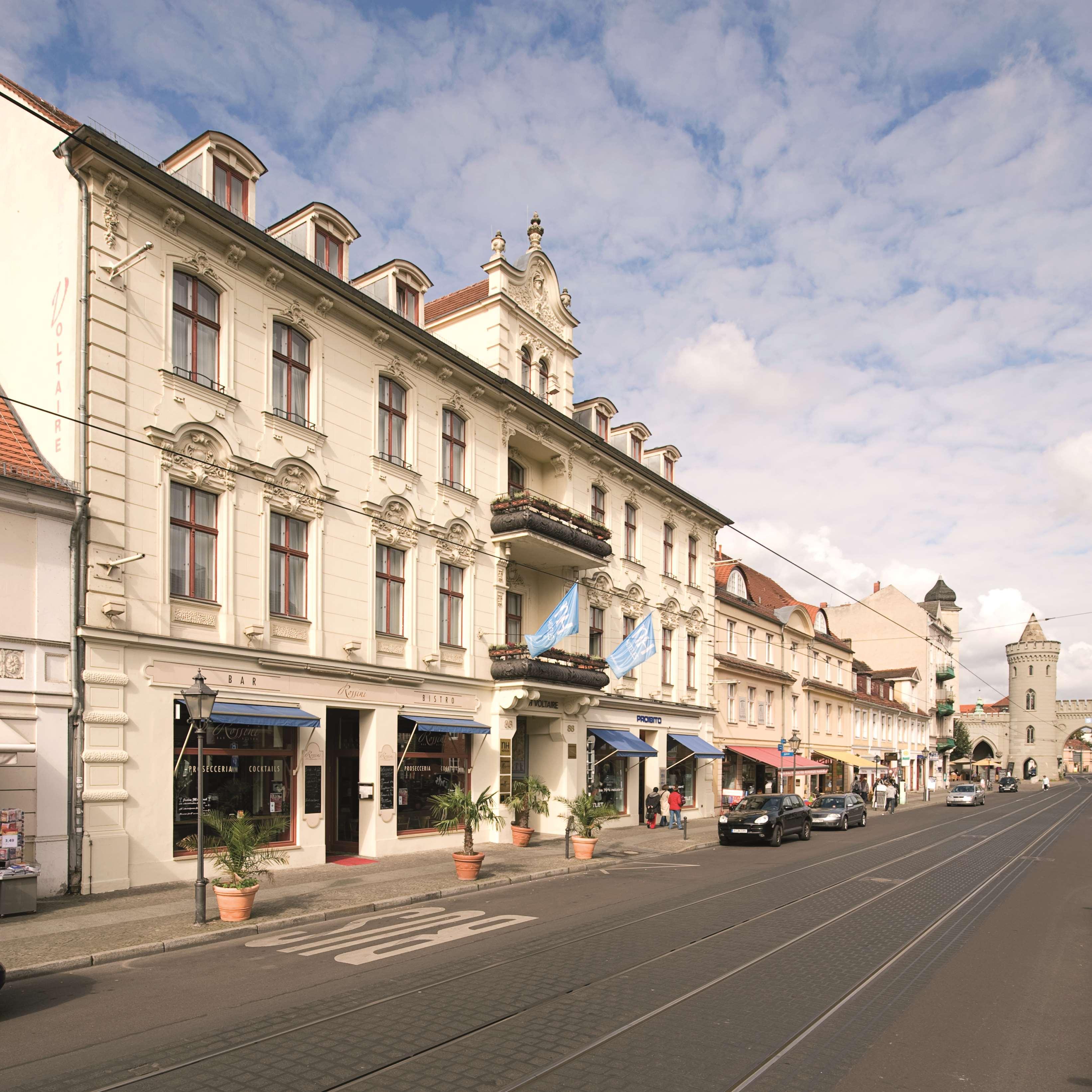 Nh Potsdam Hotel Exterior photo